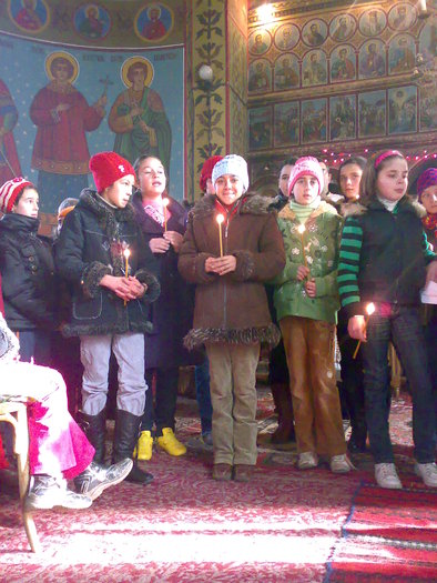 17012009683 - Vadastra - programul copiilor la biserica