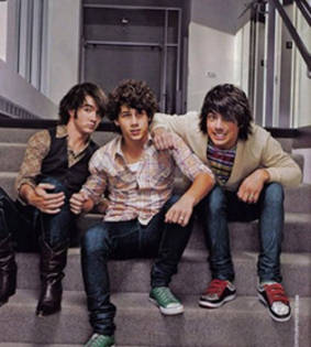 shoeresize - 000 POZE RARE CU JONAS BROTHERS 0000