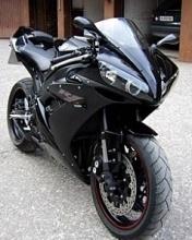 Yamaha_R1