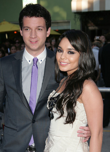 Premiere+Summit+Entertainment+Bandslam+Arrivals+rBAspfF3SS0l