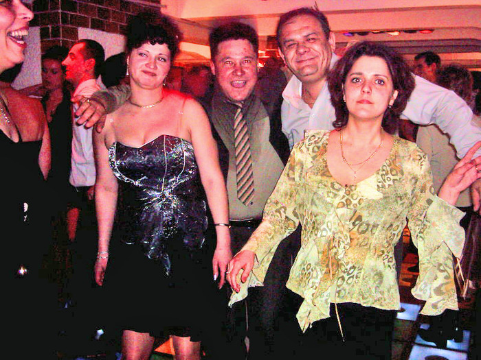 DSCI0048_edited - 2004-2005 revelion