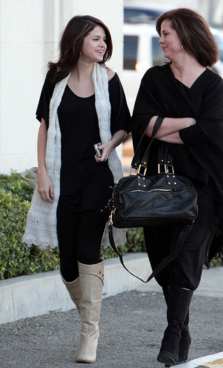 28hd02d - Poze Selena Gomez