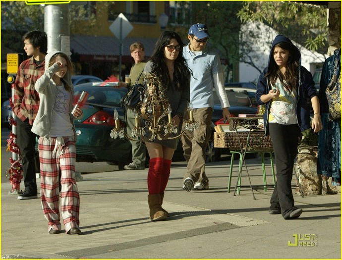 vanessa-hudgens-red-strockings-02 - Vanessa Hudgens Red Stocking Silly