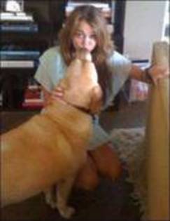 47 - poze rare Miley