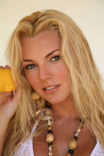 M4 - Marjorie De Sousa