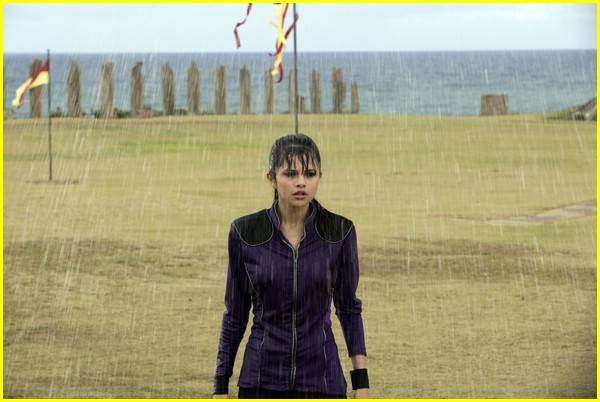 new-wizards-of-waverly-place-stills-14