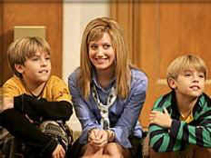 1215_suitelife-10 - The suite life of Zac and Cody