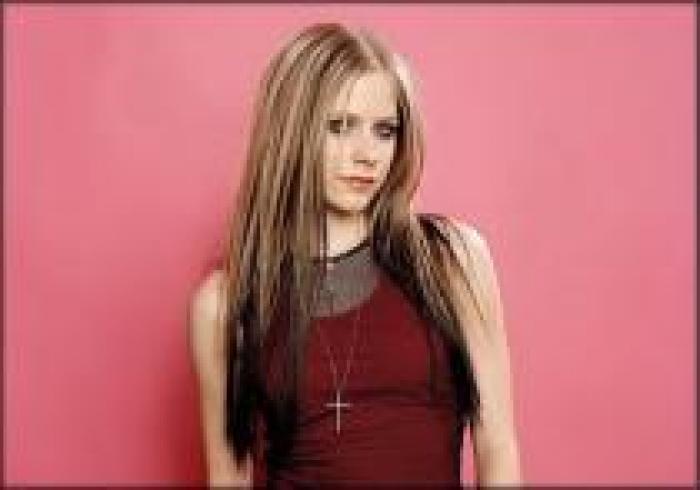 ZEFHYKKINNTHPZFIJKS - avril lavigne