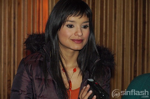 666816ds112337 - paola rey