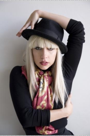 13502197 - LADY GAGA