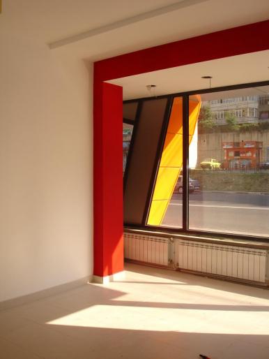 DSC00432 - Spatiu Comercial Bd Traian Piatra Neamt