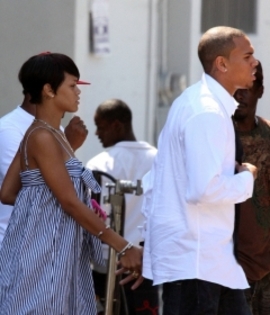 Chris Brown & Rihanna - Chris Brown- Chiar tin la Rihanna