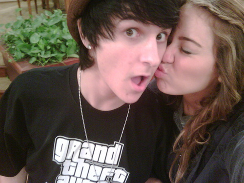 HMZCDSKJMMGSJGRWUAI - Hannah