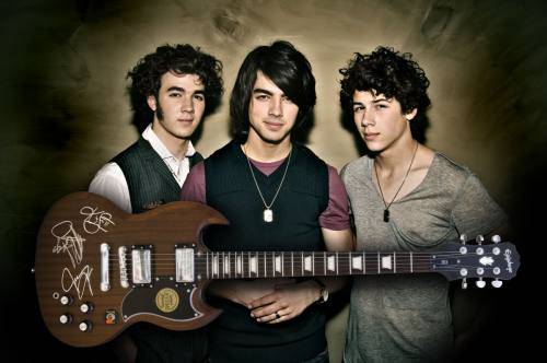  - Jonas Brothers