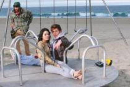 LHNWDREKMZZBIMJYYDH - Zanessa