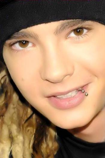 dcdjk7[1] - Tom Kaulitz