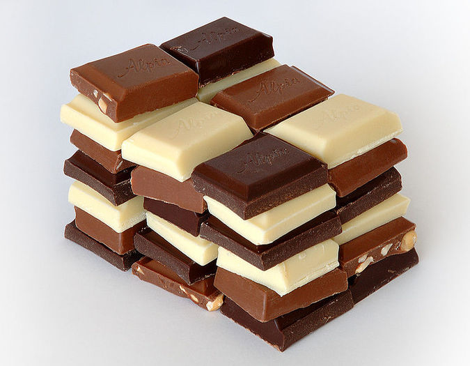 770px-Chocolate - Dulciuri