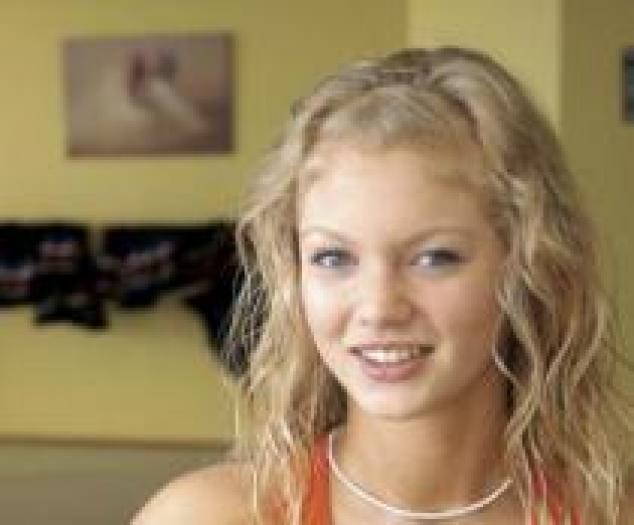 UOAFFGUBRUJCKHIJUNG - H2O