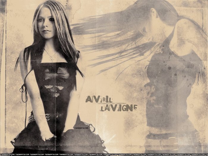 AEWQRDMQRAOTGMOEVUW - Avril