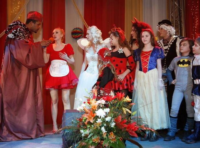 petrecere11ani1 acasa