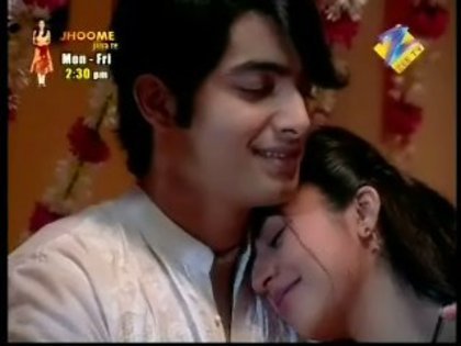HAWLAIYLNHQBNDGFVCP - Divyanka si Sharad