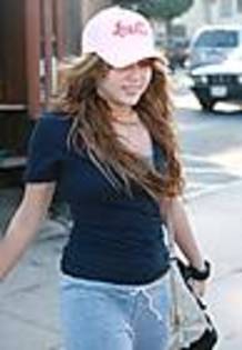 Miley-Cyrus_COM-tolucalake2009jun2-milos-003