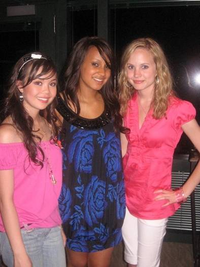 mb4kdw - meaghan martin