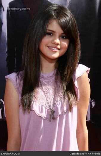 selena-gomez-us-premiere-if-harry-potter-and-the-order-of-the-phoenix-9vwCRA - demi lovato si selena gomez