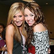 DUOAPKGMAICGACEUBTT - ashley tisdale si miley