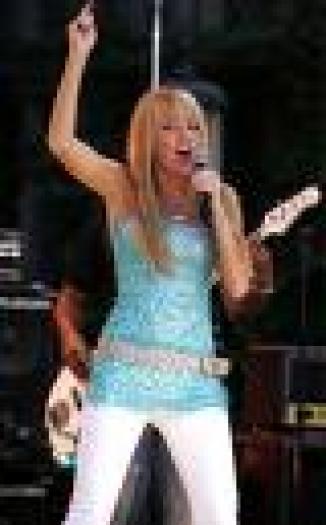 OGNSKRBXCWNUBAWWIWW[1] - Hanna Montana