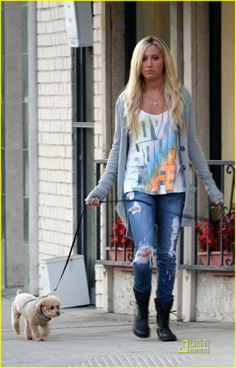1zce4co - Ashley Tisdale