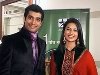 Divya si Amar - A ta pentru totdeauna poze-Divyanka Tripathi