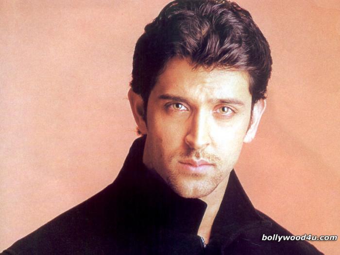 hrithik_roshan (69); Actor indian ce a devenit peste noapte un super star, din cauza filmului de succes "Kaho Naa... Pyaa
