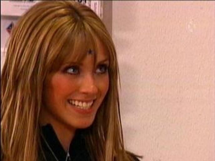 712dk6ig[1] - anahi