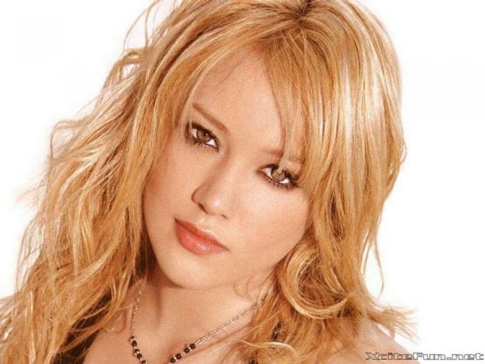 12898,xcitefun-hilary-duff-11[1] - act si cant