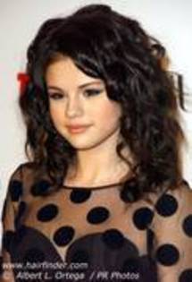 IVFXPBFWDPWAGLCTBDU - selena gomez