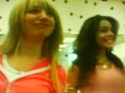 DSC00918 - ASHLEY TISDALE POZE RARE