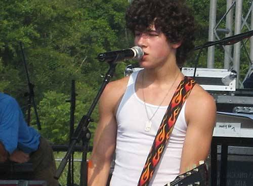 nick_jonas_concert