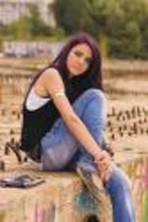 GYMBVZHXFSRUERHSDWB[2]