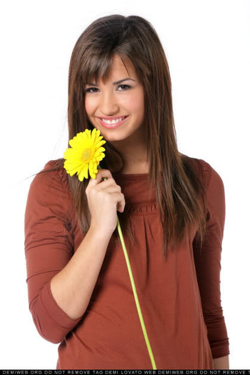 43 - 0-Demi Lovato-0