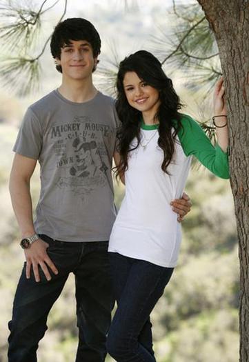 Selena_Gomez_1251655168_0 - Selena Gomez