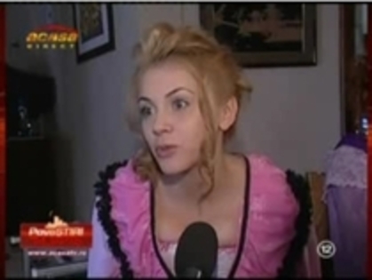 UMRSFNIIUIHJVWQVARN - Poze Cu Andreea Patrascu-Nutzi Si Cativa Colegi