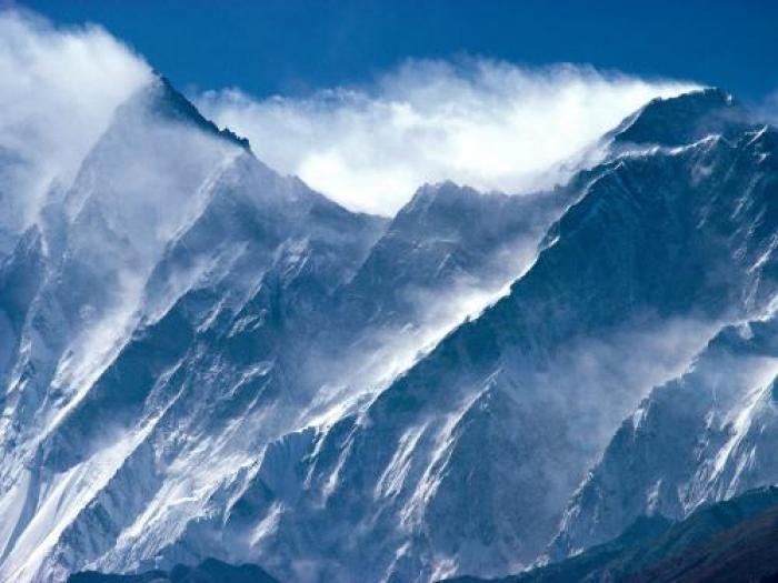 Everest_Mountains_Wallpapers_Mountains_Desktop_Pictures - poze munti