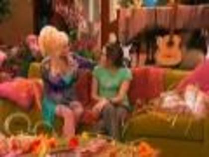 2 - hannah montana episode Good Golly  Miss Dolly