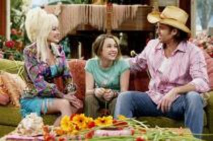 AAGLJPVICHDKBFPADTW - hannah montana