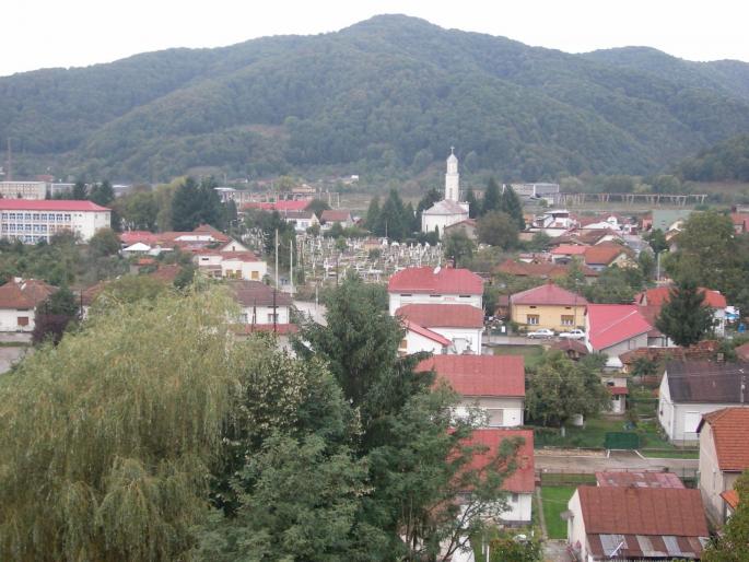 Otelul Rosu-Vedere de pe Gai