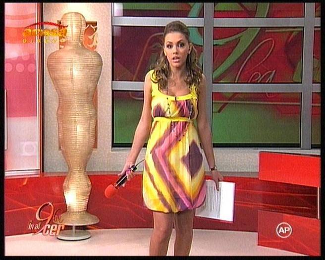 MDZYYQDDSFNTTMHLZYH - Andreea Patrascu