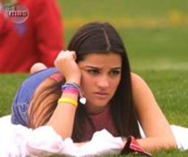 VHQTBXQQFXWZMCKRUAF - maite perroni-rebede