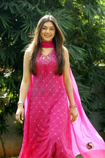 HansikaMotwani257p_20