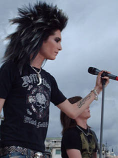 3291818523_39c2b14215_m - tokio hotel concerte